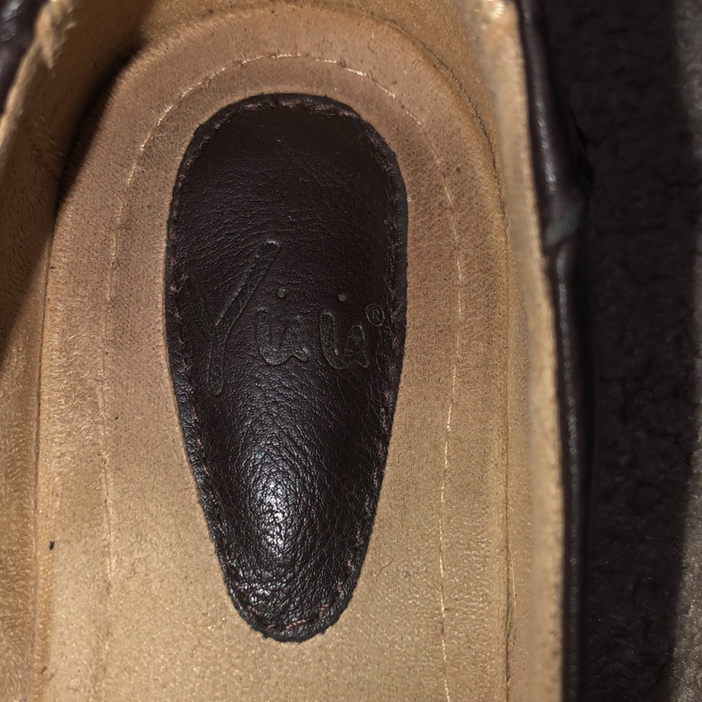 Extremely Comfortable Wide Width Shoes - image 6